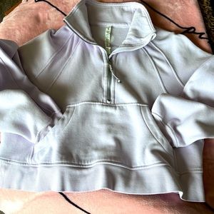 Lululemon half zip funnel neck scuba